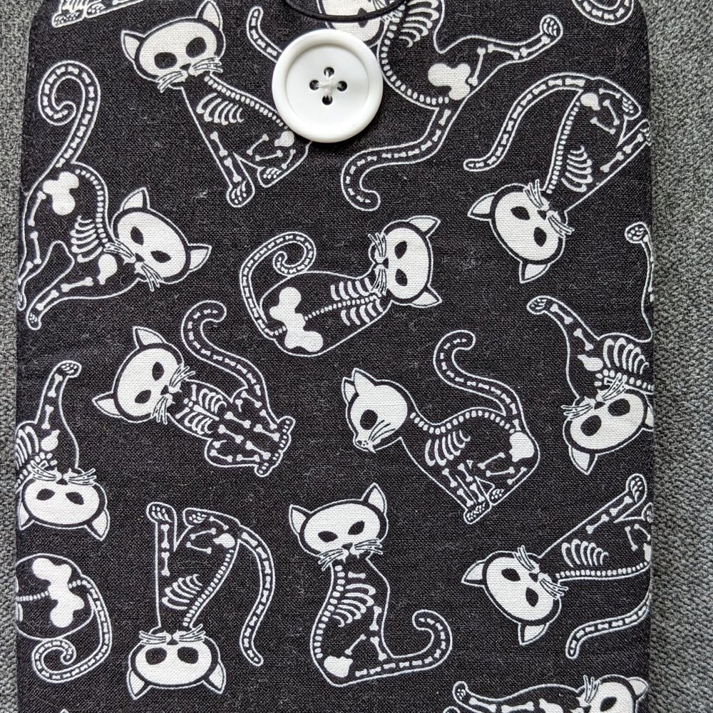 Halloween Book/Kindle Sleeve